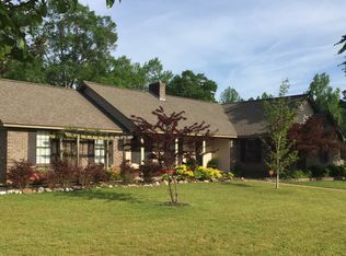 579 Parkdale Cir, Tupelo, MS 38804