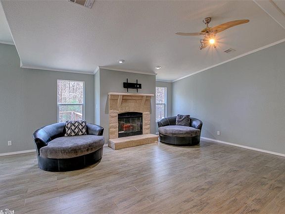 5th image of 235 Myka Dr