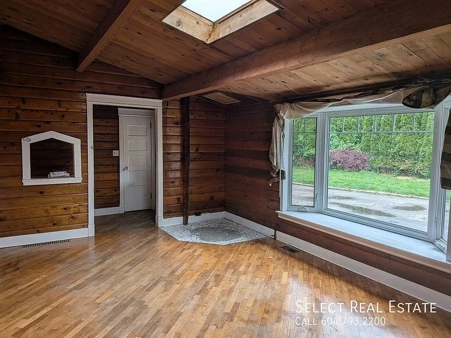3 bed, 1300 sqft, $1,995 — Photo 4