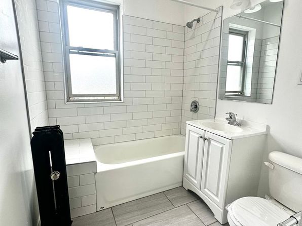 1214 W Rosemont Ave UNIT 3