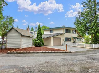 320 W Marion St, Arlington, WA 98223