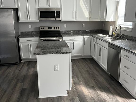 3rd image of 2101 Atlanta Ave