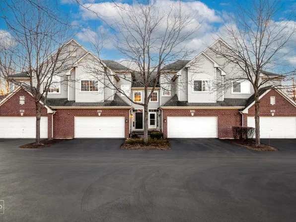 1805 Maureen Dr #54-2, Hoffman Estates, IL 60192