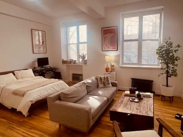 160 W 16th St APT 2G, New York, NY 10011