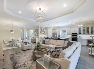 8880 Scarlotti Pl, Naples, FL 34119