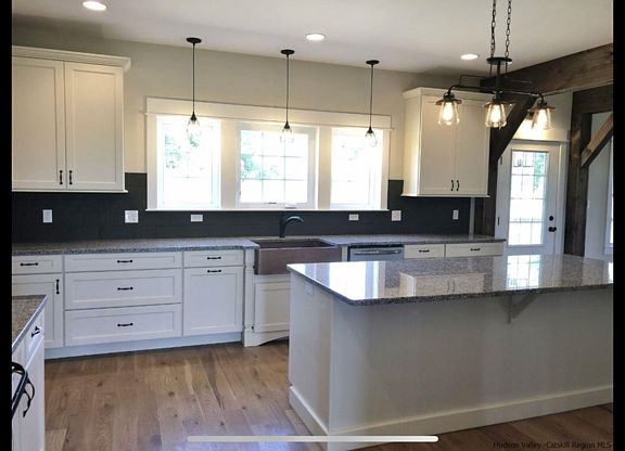 4th image of 49 Le Fevre Ln