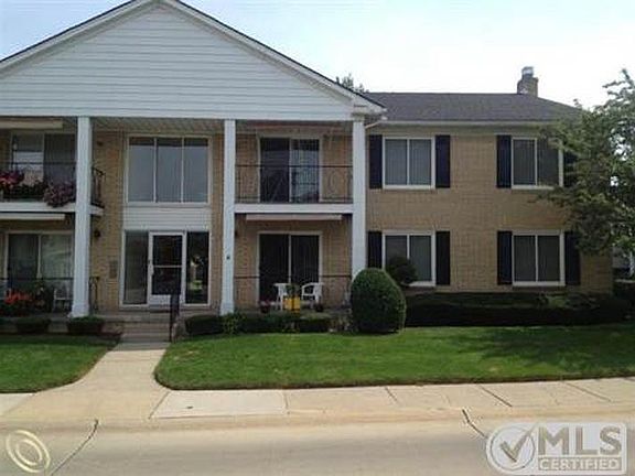 5th image of 37098 Camelot Dr APT 3