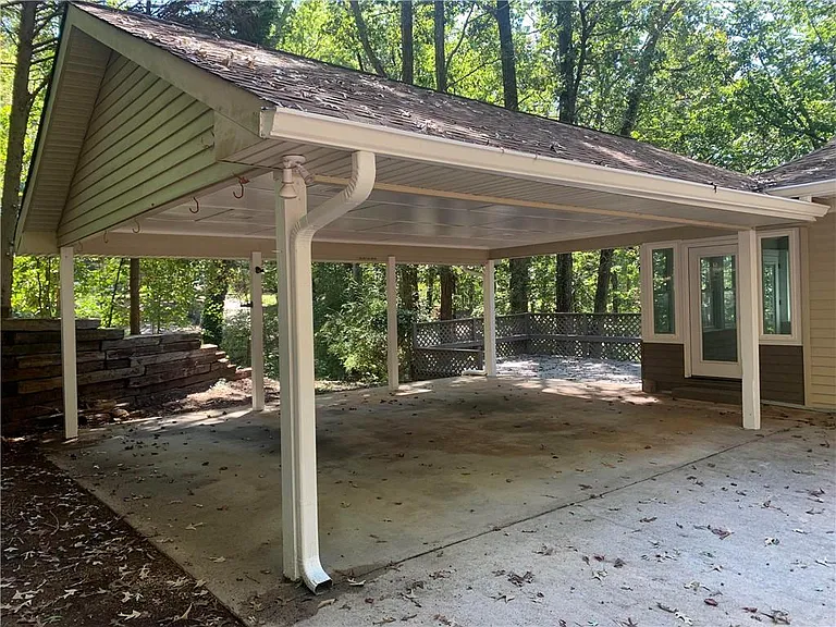 2429 Thompson Mill Rd — Photo 45