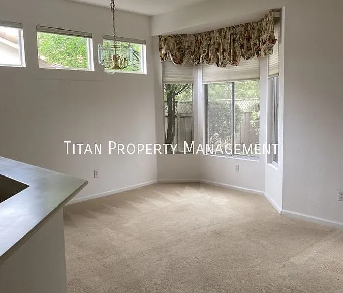 6184 Burnt Cedar Way — Photo 3