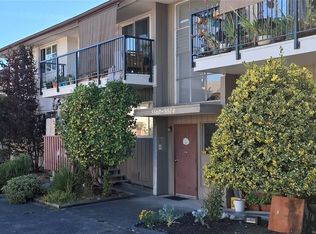 Parkside Place, Saanich, BC V8Z 4H4