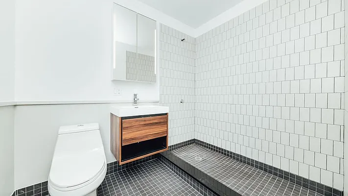 Rented by Nooklyn NYC LLC | media 23