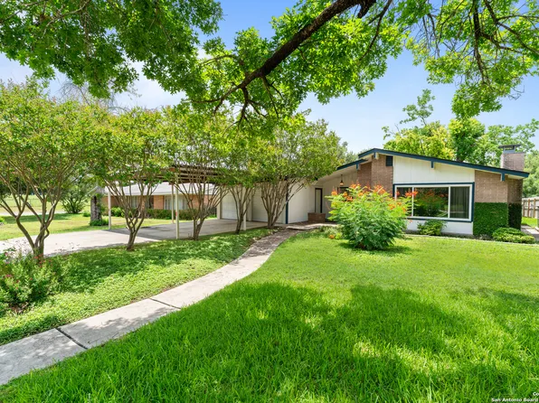 406 John Page, San Antonio, TX 78228