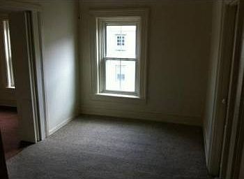 3rd image of 8 W Market St APT 3