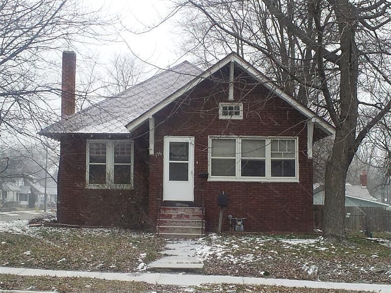 1st image of 196 McKinley Ave N