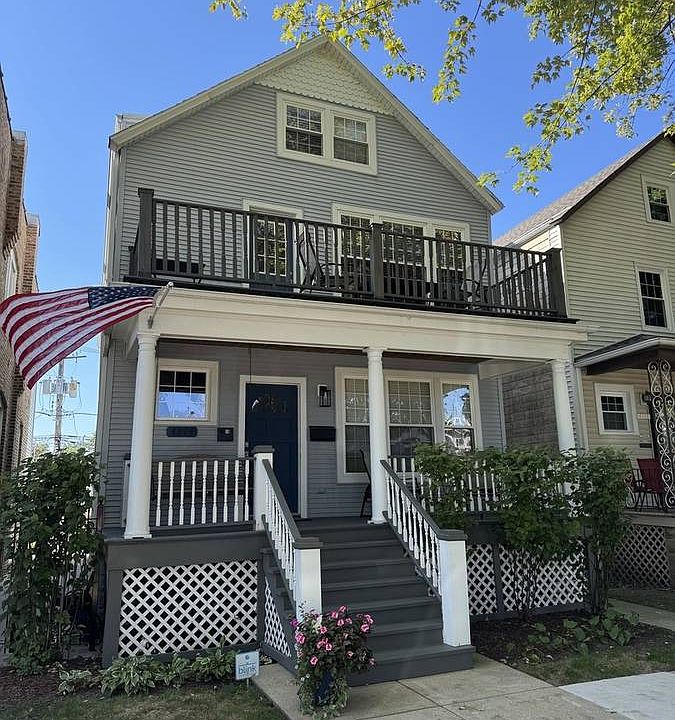 1st image of 4114 N Maplewood Ave #1
