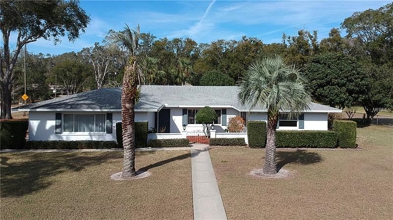 1st image of 1095 Rolling Acres Dr