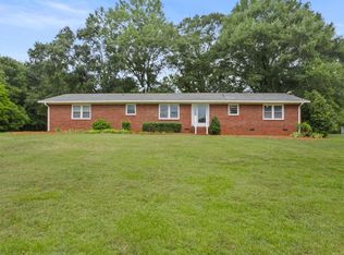 765 Hannon Rd, Inman, SC 29349