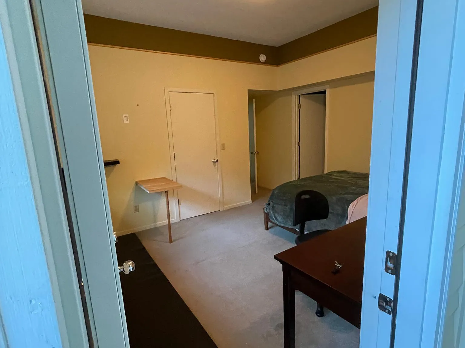 Studio, 400 sqft, $1,300 — Photo 3