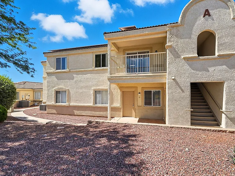 Copper Canyon Apartments