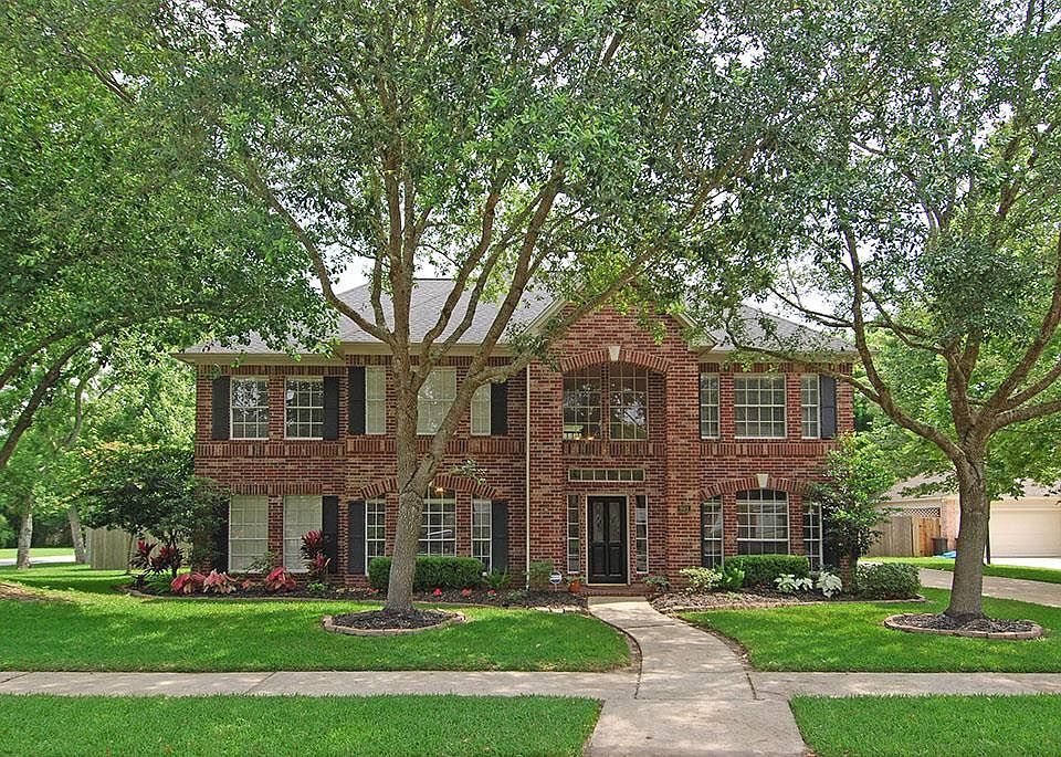 1st image of 901 Laurelfield Dr