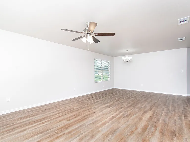 2361 S Wall St #A — Photo 4