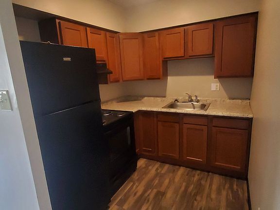 2nd image of 559 Elberon Ave #1