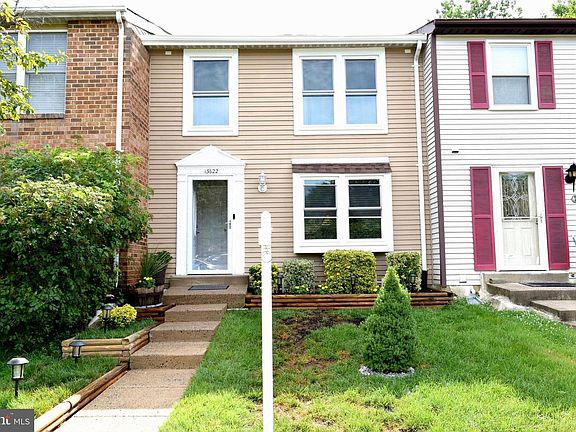 3rd image of 13622 Clarendon Springs Ct