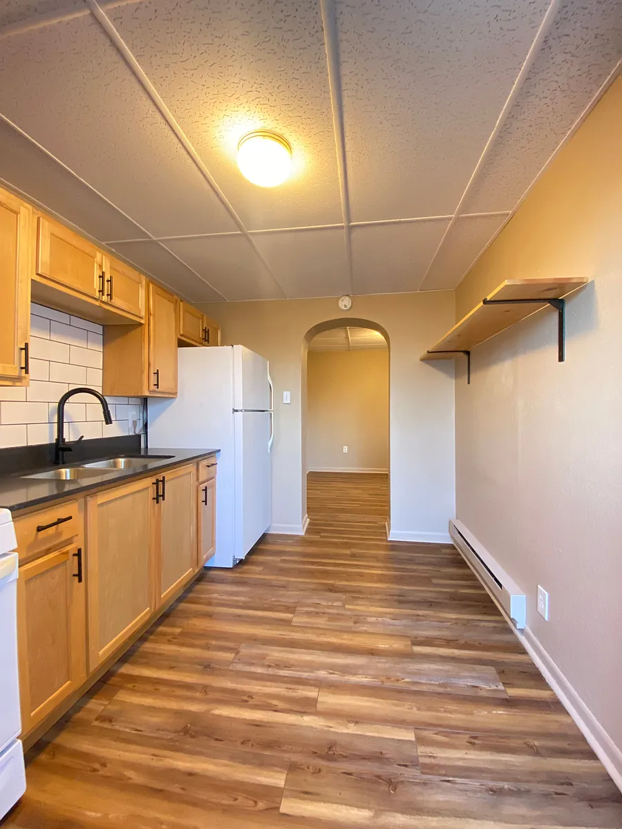 Building Photo - 730 2nd St #104