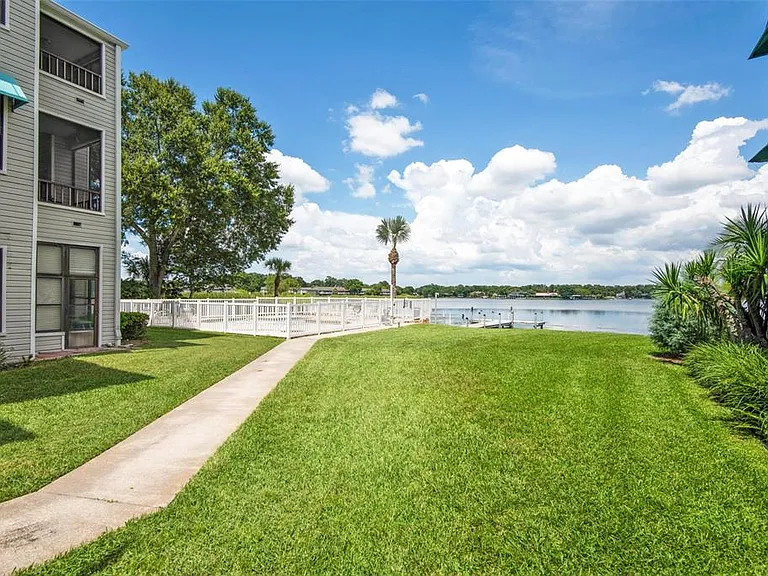 3127 W Sligh Ave #204B — Photo 27