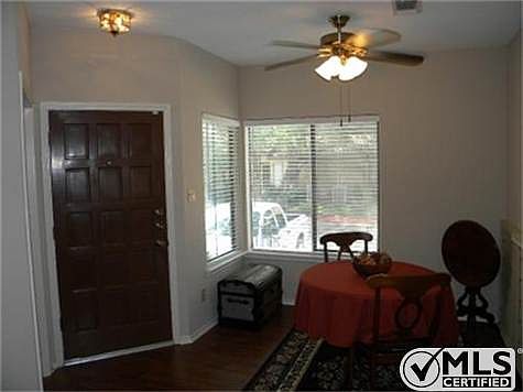 2nd image of 821 Dublin Dr APT 121