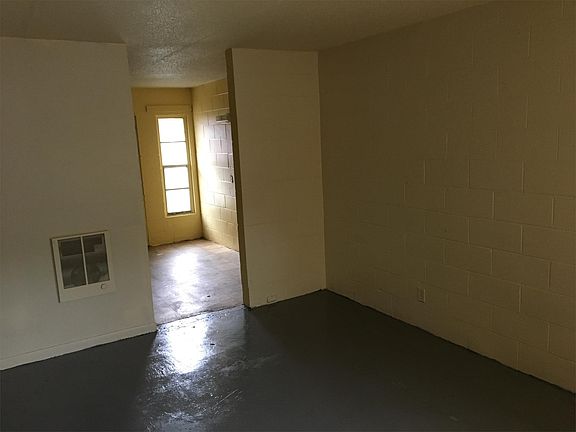 3rd image of 312A Beech Ave
