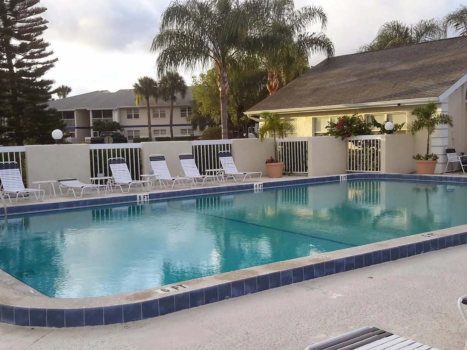 2 bed, 886 sqft, $1,700 — Photo 3