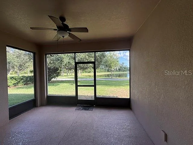 7622 Colbury Ave — Photo 27