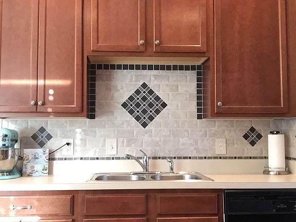Sink and backsplash