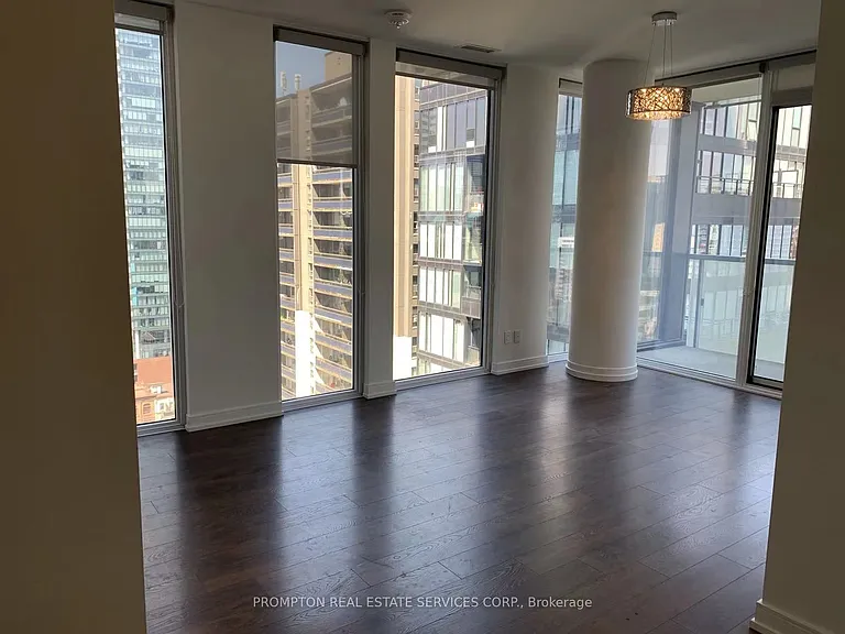 28 Wellesley St E #1909 — Photo 4