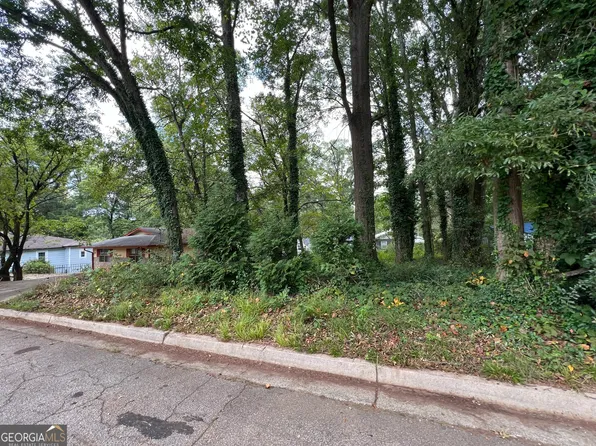 3174 Zion St, Scottdale, GA 30079