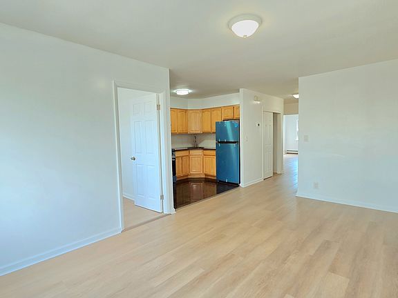3rd image of 61-17 185th St Floor 3