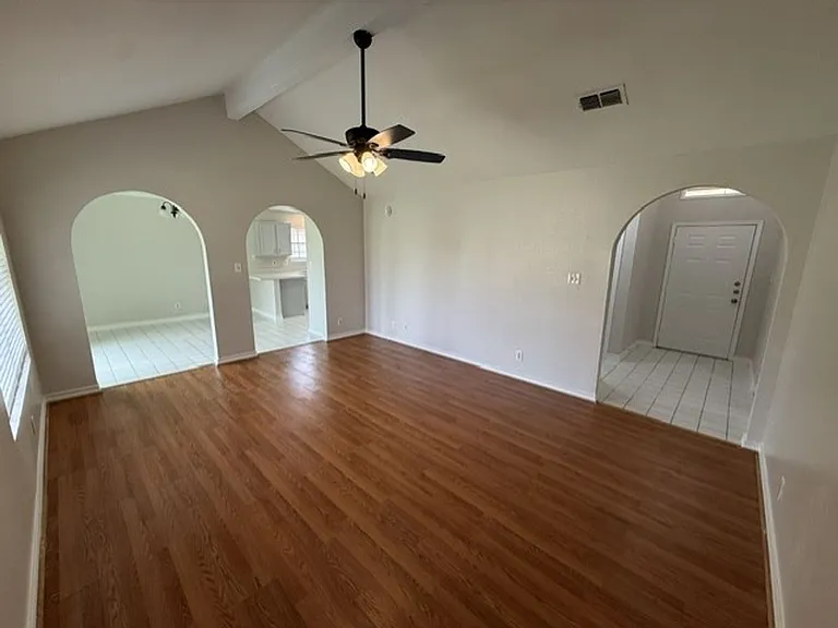 1208 N Oakmont Loop — Photo 3