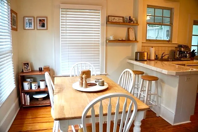 1216 E Worthington Ave — Photo 3