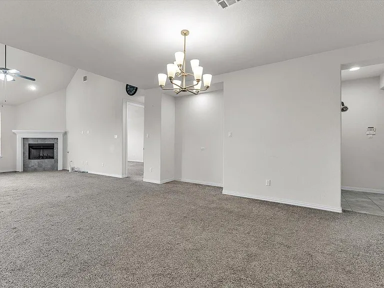 3425 De Soto Loop — Photo 16
