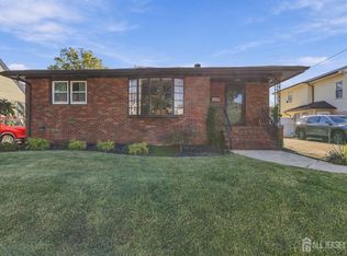 152 Remsen Ave, Avenel, NJ 07001