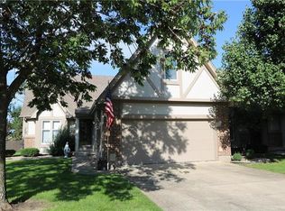 328 N Park Dr, Raymore, MO 64083