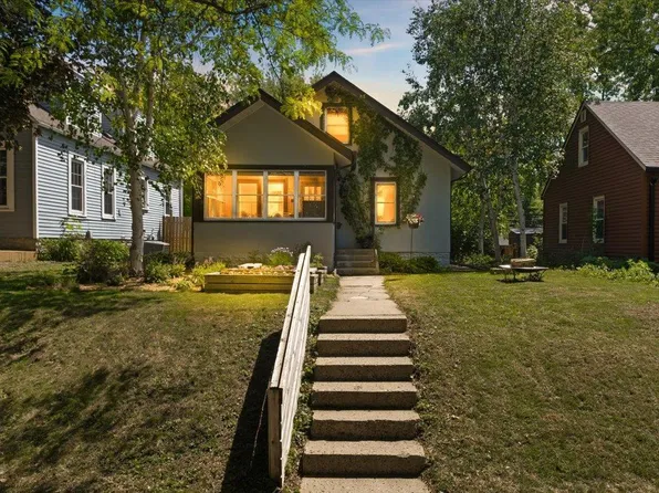 5233 44th Ave S, Minneapolis, MN 55417