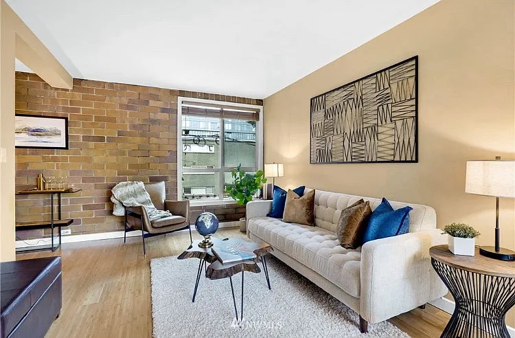 905 Cherry St #203 — Photo 3