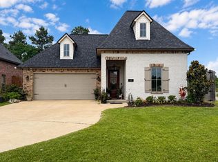 602 Lionel Ln, Lake Charles, LA 70605