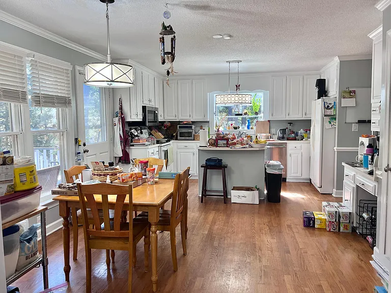 Kitchen-Pic 1