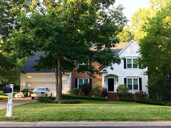 2nd image of 5200 Shadow Pond Ln