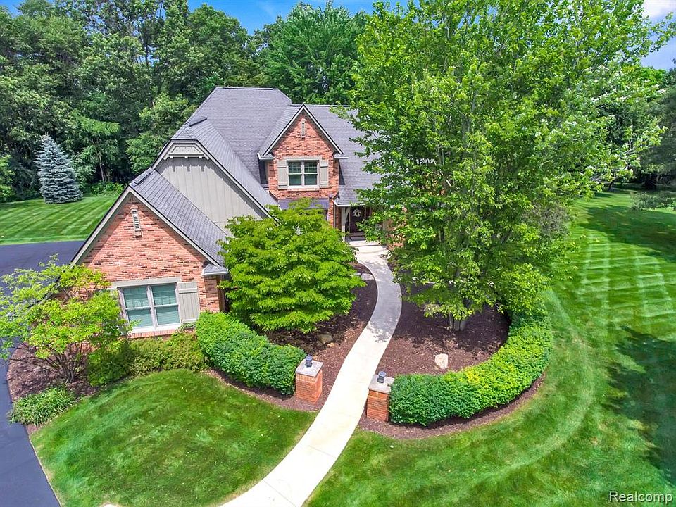 1400 Wildflower Ct, Lake Orion, MI 48362 Zillow