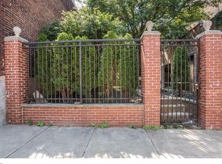 3323 Amber St, Philadelphia, PA 19134