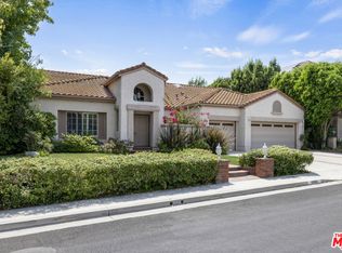 23686 Ingomar St, Canoga Park, CA 91304